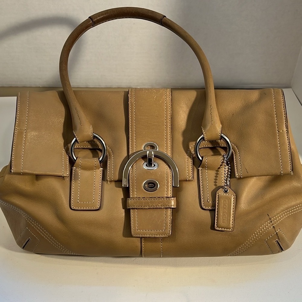 Coach SoHo Buckle Flap Bag Baguette Leather Brown Tan - Picture 7 of 7